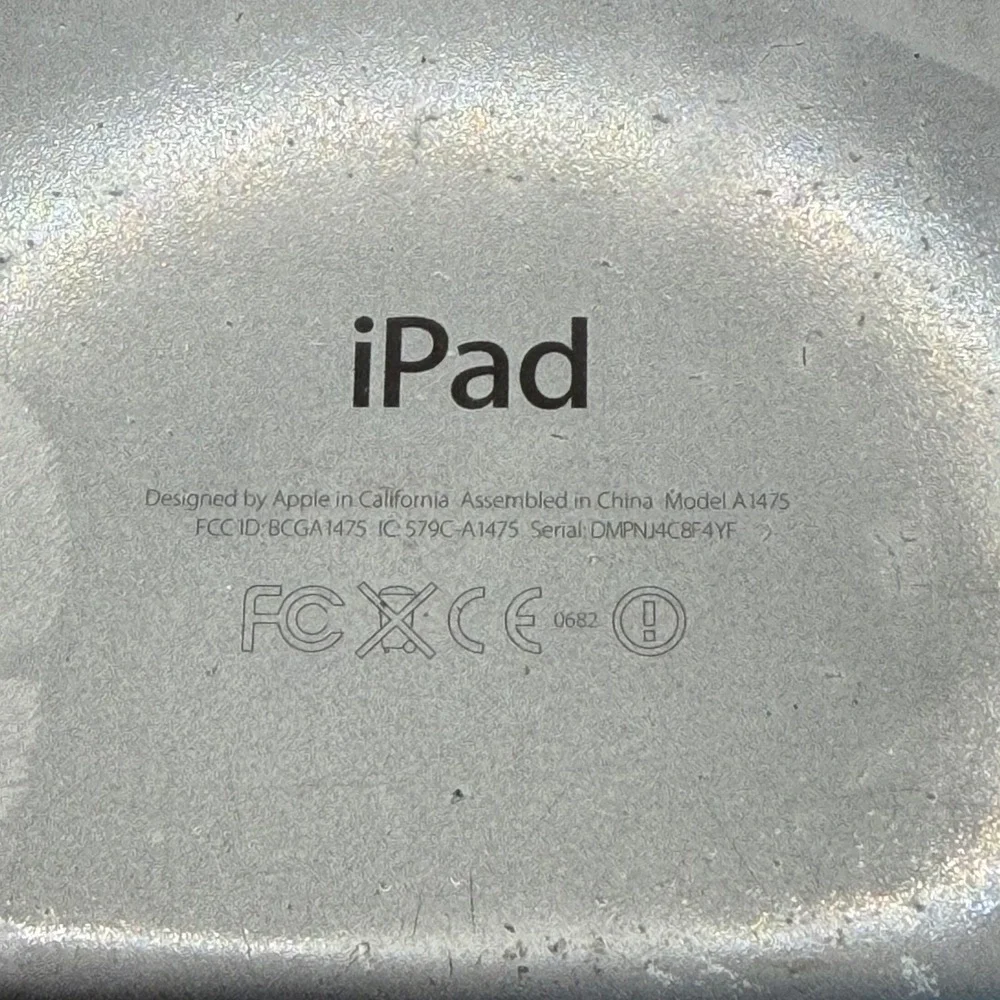 Apple‎ iPad Air 1st Gen A1475 Space Gray 9.7